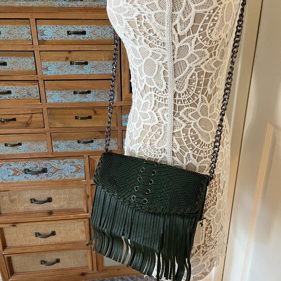 Animal Print Embossed W/ Fringe /Tassel Crossbody Bag - Boho Style - Green - NWT - Picture 6 of 11